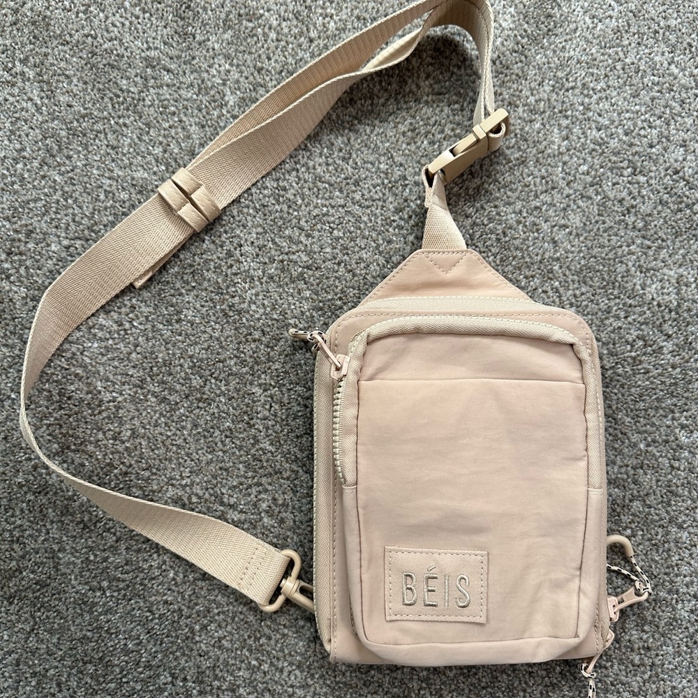 Beis Sport Sling in Beige